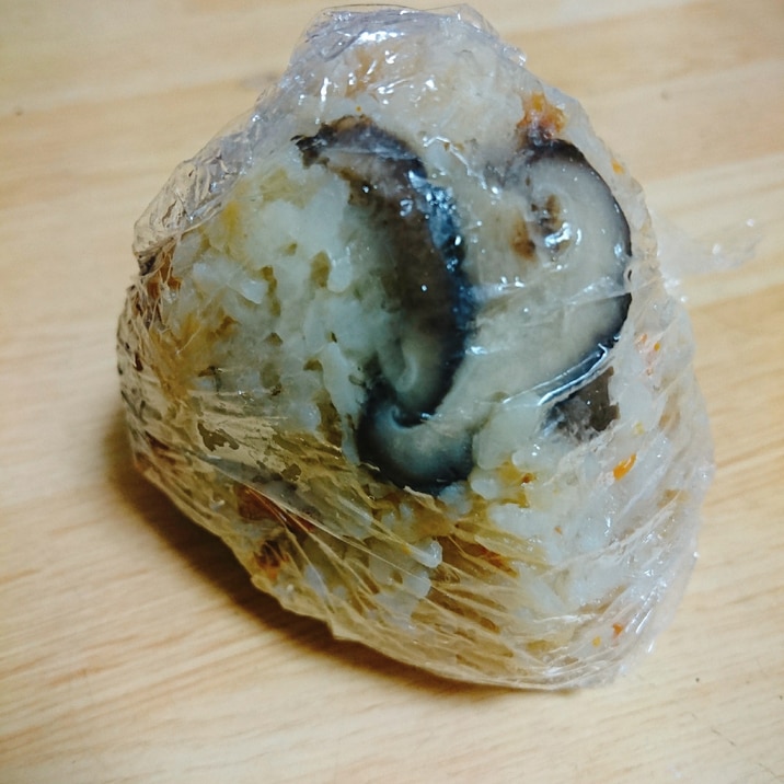 たっぷり椎茸の炊き込みご飯おにぎり レシピ 作り方 By やっすん 楽天レシピ たっぷり椎茸の炊き込みご飯おにぎり レシピ 作り方 By やっすん 楽天レシピ